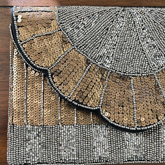 Scallop sequin scallop clutch women's shoulder bag by Francesca's Gianna - Picture 2 of 9